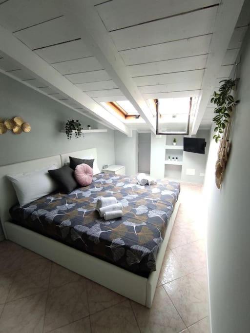Free Parking Tiny House Wifi Netflix 15 Minuti Dal Duomo Διαμέρισμα Μιλάνο Εξωτερικό φωτογραφία