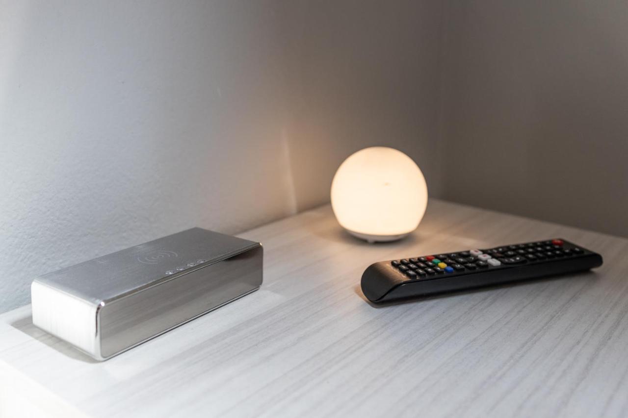 Free Parking Tiny House Wifi Netflix 15 Minuti Dal Duomo Διαμέρισμα Μιλάνο Εξωτερικό φωτογραφία