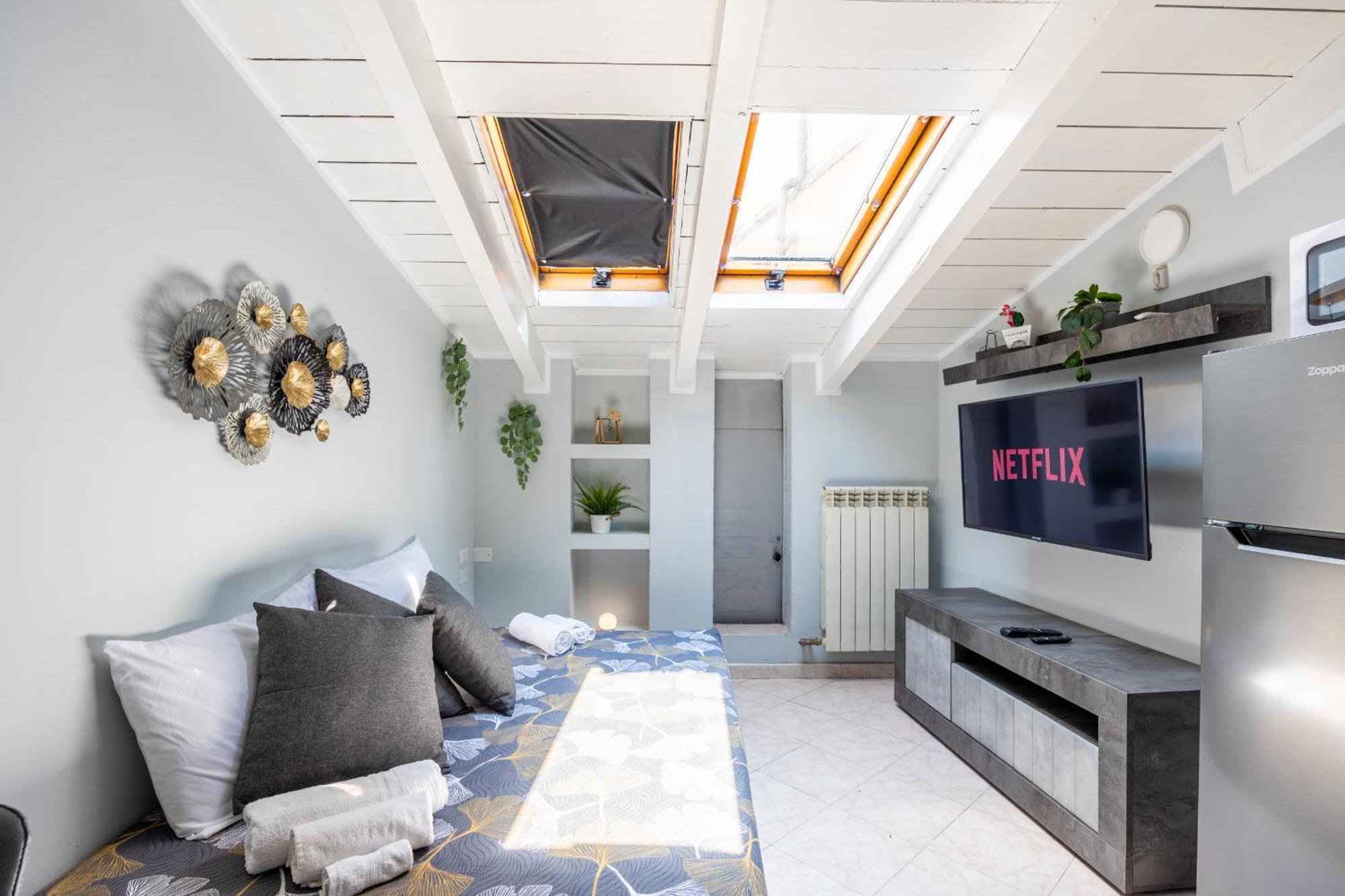 Free Parking Tiny House Wifi Netflix 15 Minuti Dal Duomo Διαμέρισμα Μιλάνο Εξωτερικό φωτογραφία