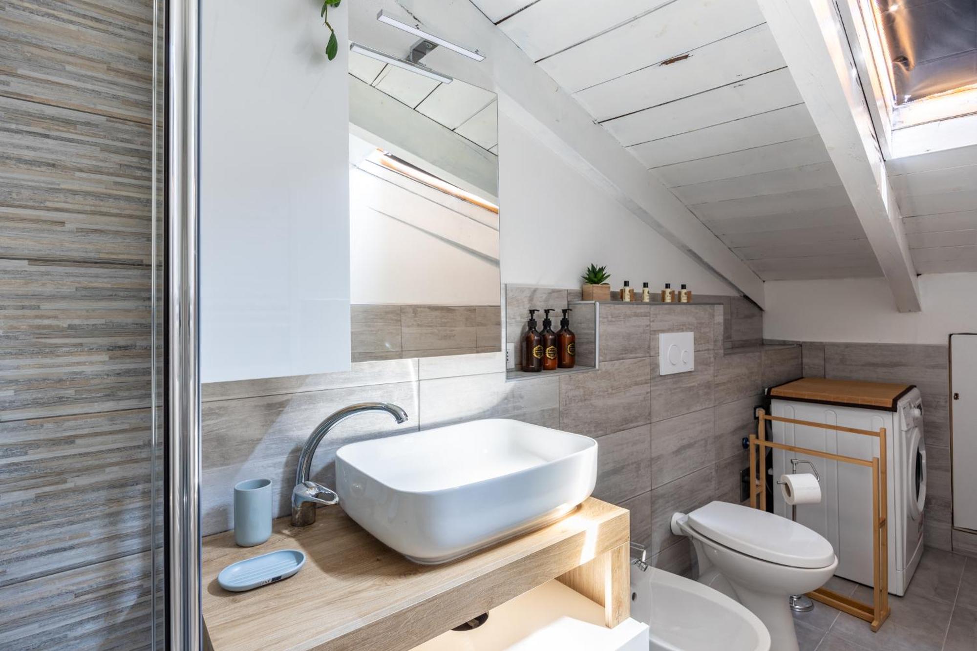 Free Parking Tiny House Wifi Netflix 15 Minuti Dal Duomo Διαμέρισμα Μιλάνο Εξωτερικό φωτογραφία